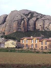 Casas Mallos De Aguero