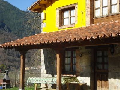 Casa De Aldea La Rotella