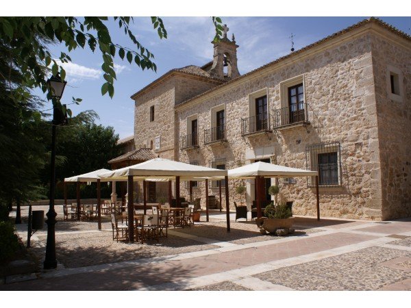 Resultado de imagen de hospederia el convento lillo