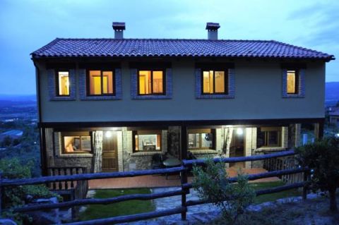 Apartamentos Rurales La Dehesa