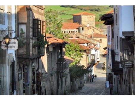 Ruta por la Costa Occidental y las Villas Monumentales