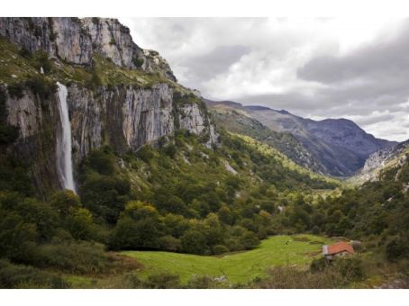 Nacimiento del Río Asón