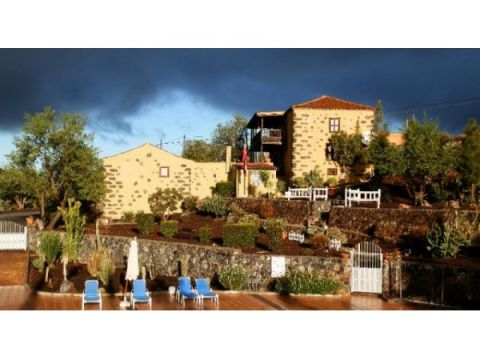 Hotel Rural La Correa Del Almendro