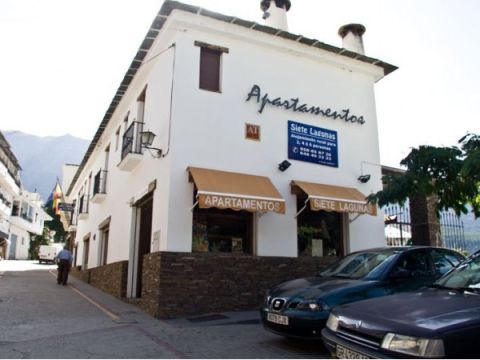 Apartamentos Siete Lagunas