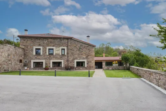 La Casona De Los Pedros