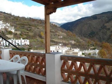 Apartamento Rustico Atico Los Castaños