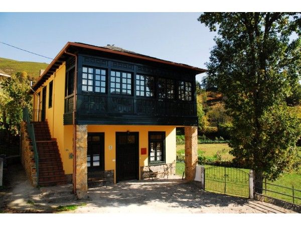 El Balcón De Muniellos (apartamentos)