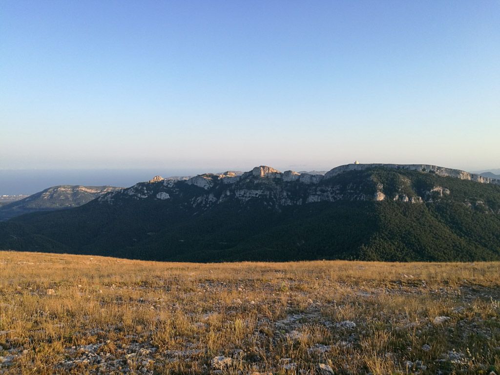 Paseo hasta la cima de La Mola