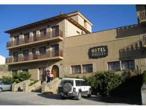 Hotel Miralles