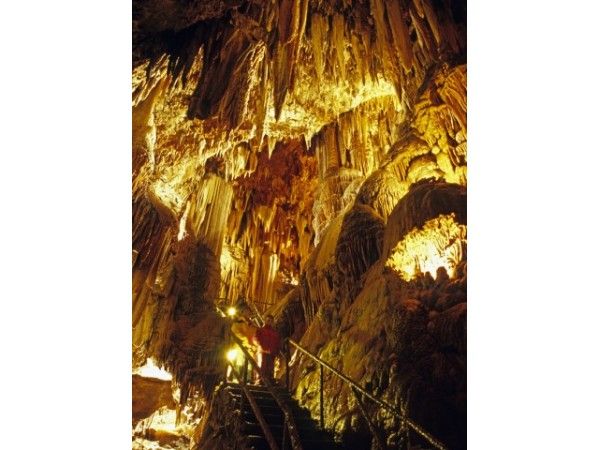 Cuevas de Valporquero del Torio