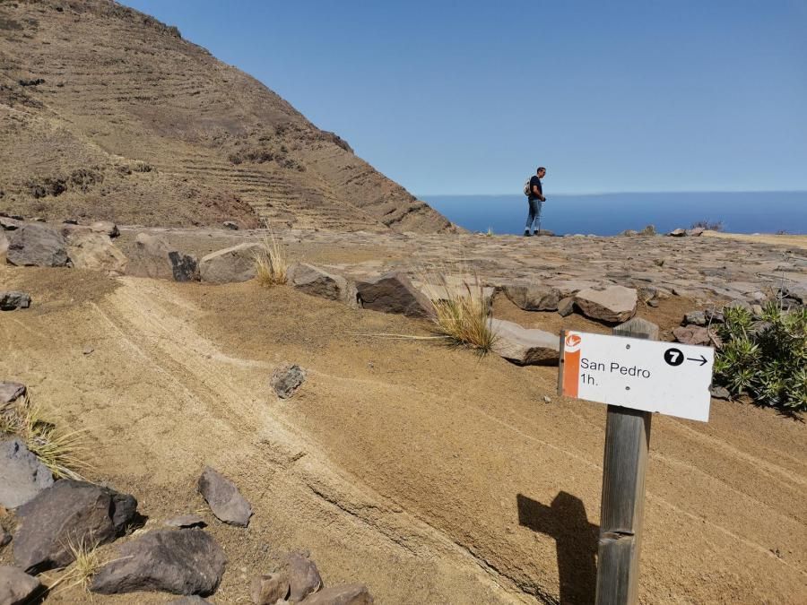 Ruta Etnográfica y Arqueológica de Agaete a San Pedro